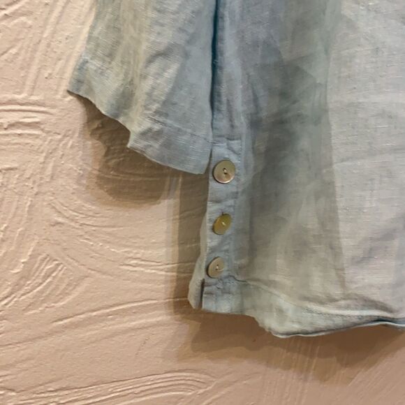 St tropes side buttons linen shirt L - Picture 3 of 9